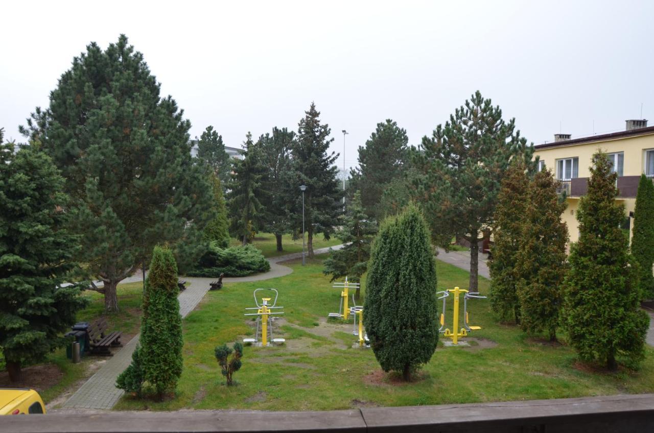 Wiking-Osrodek Wypoczynkowo-Szkoleniowy Hotel Jantar Exterior photo