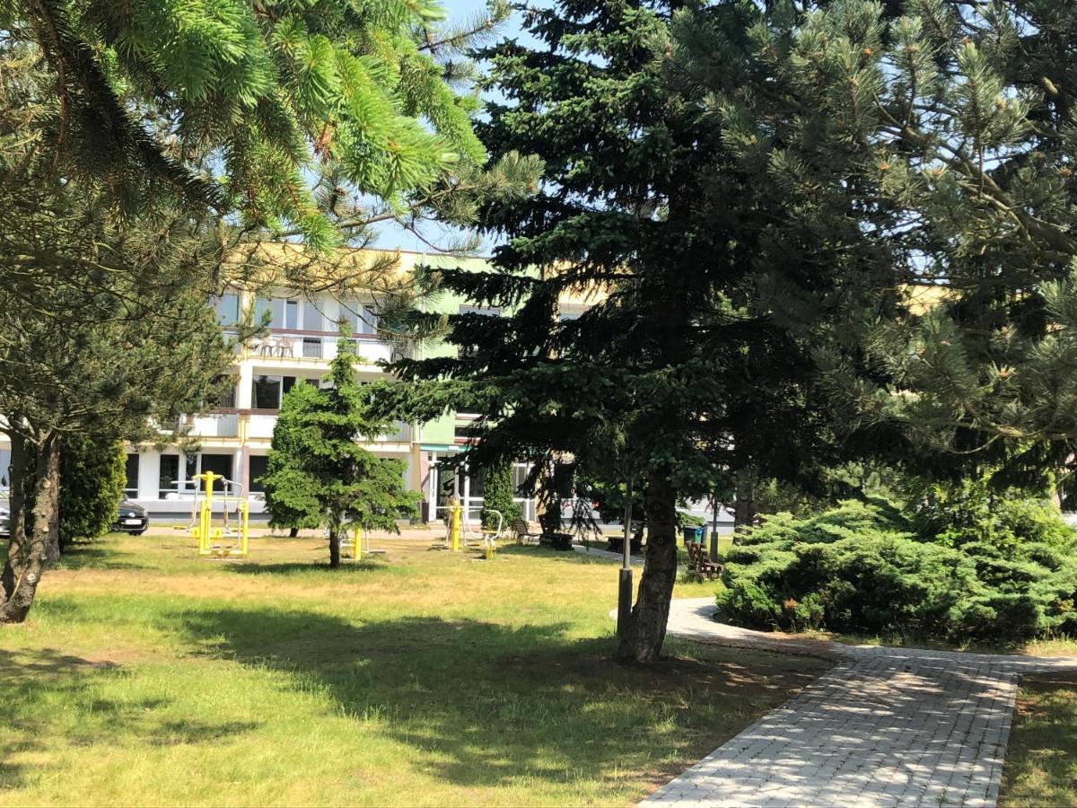 Wiking-Osrodek Wypoczynkowo-Szkoleniowy Hotel Jantar Exterior photo